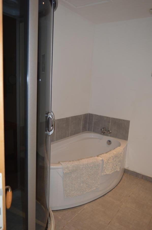Apartamento Le Studio Azille Exterior foto